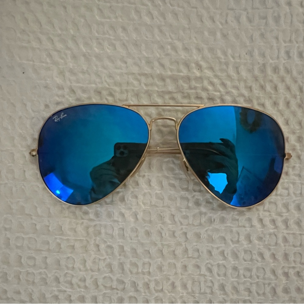Blue Tinted Gold Rimmed Ray Ban Aviators